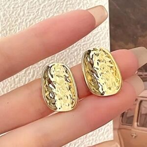 Vintage golden plated earrings
